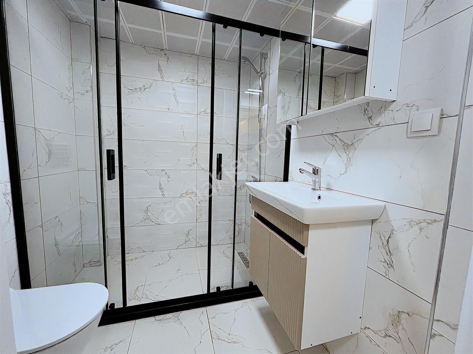 Sbell'den Bahçelievler'de Lüks Binada 2.katta 1+1 Sıfır Daire - Görsel 6