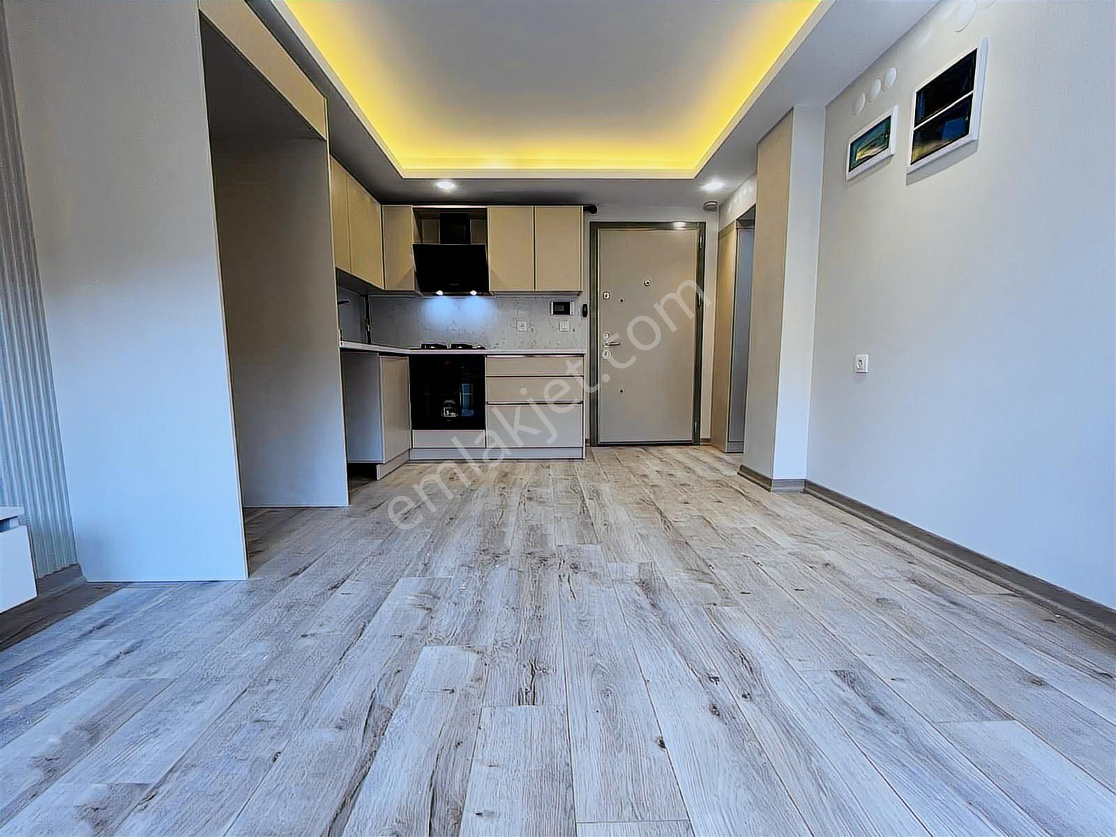 Sbell'den Bahçelievler'de Lüks Binada 2.katta 1+1 Sıfır Daire - Görsel 4