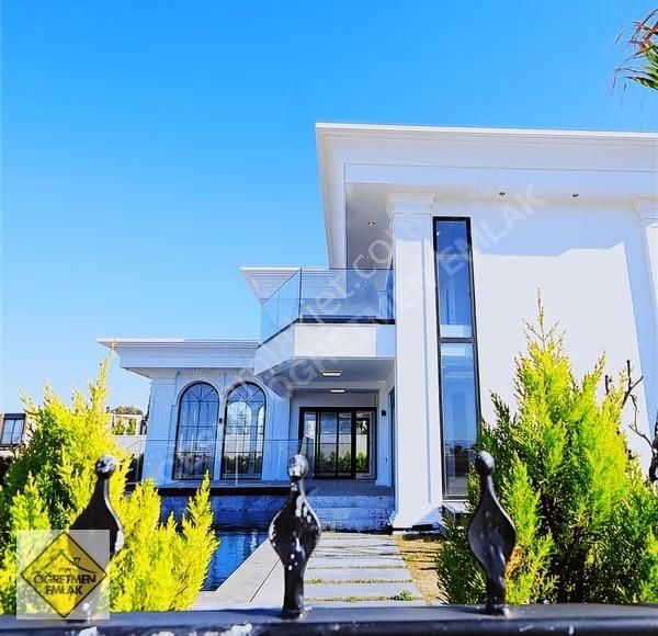 Çeşme Dalyan Da Kusursuz Kaliteli Özel Tasarım Lüks Villalar - Görsel 32