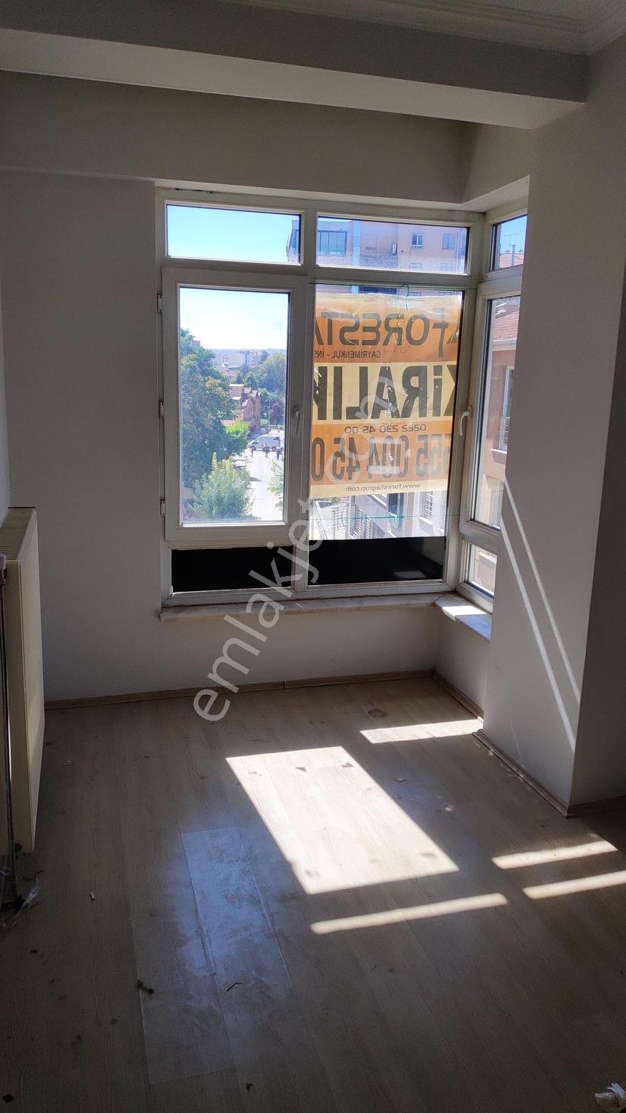 Eskibağlar Mh Collesium İle Aynı Sokakta 1+1 Kiralık Foresta'dan - Görsel 4