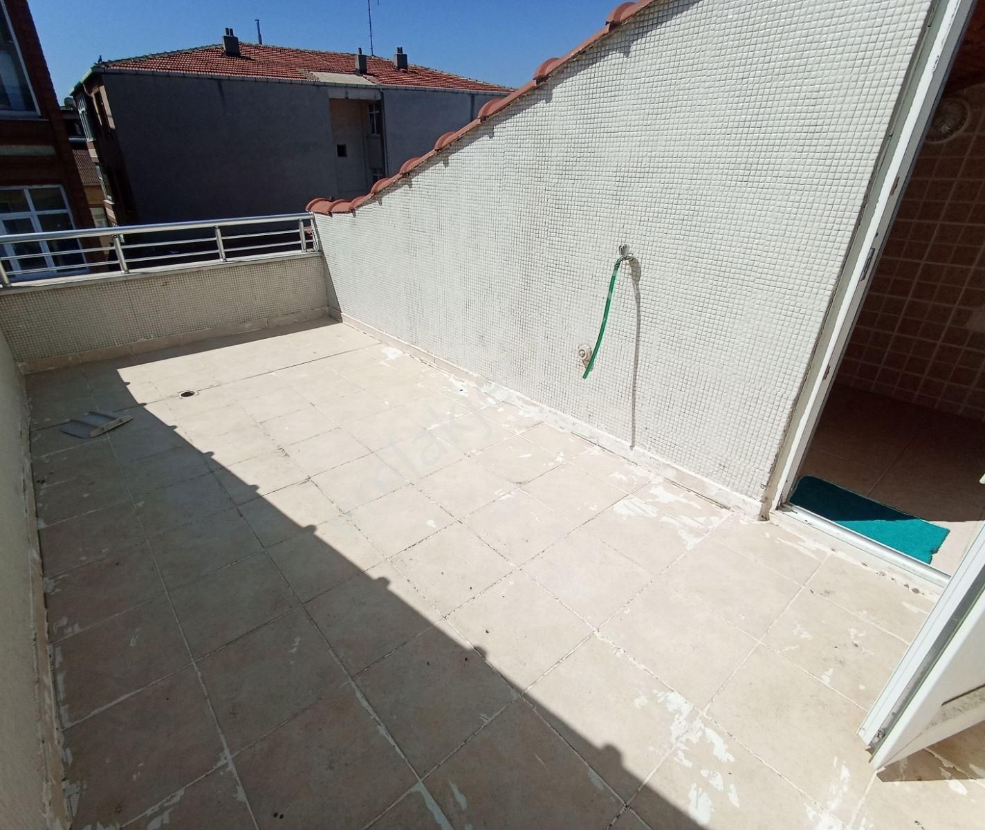 Gültepe'de Satılık 4+1 Dubleks Otoparklı - Görsel 25