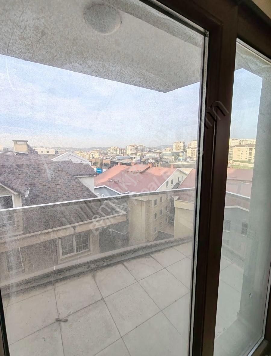 Paris Evlerinde Fırsat Dubleks Daire - Görsel 23