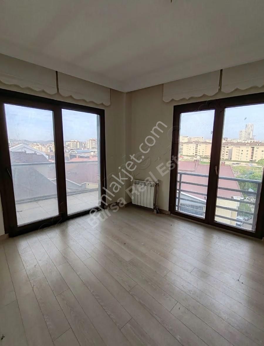 Paris Evlerinde Fırsat Dubleks Daire - Görsel 25