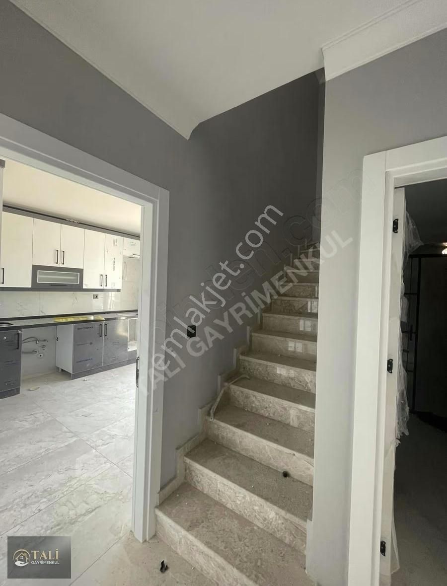 Akçalar'da 3+1 Dubleks Manzaralı - Görsel 2