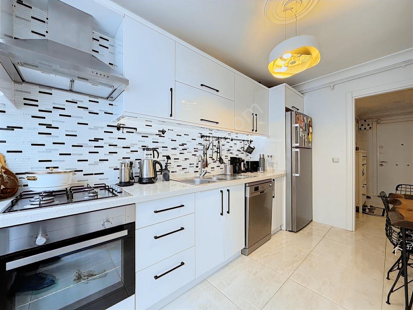 Orka'dan Suadiye'de 98m² Net Balkonlu 31m2 Salonlu 3+1 - Görsel 7