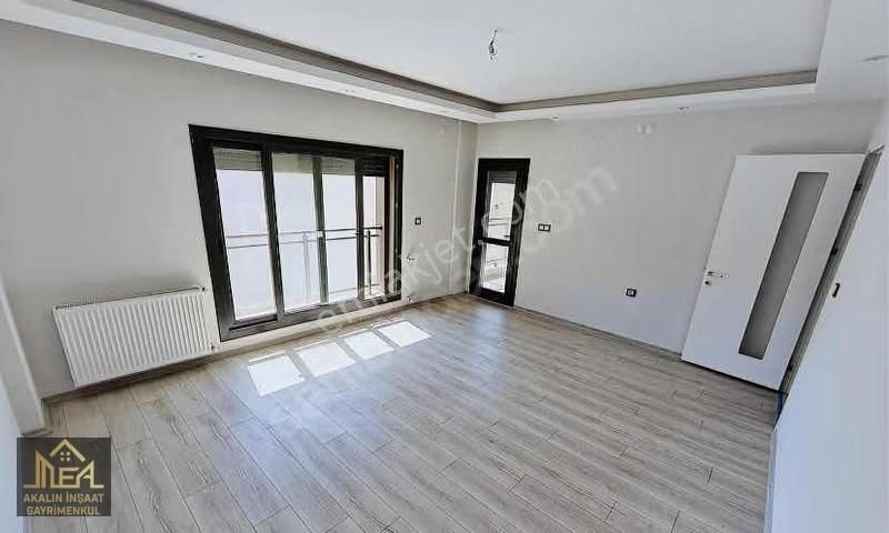 Akalın'dan Bahçelievler'de 3+1 Arakat Asansörlü Satılık Daire