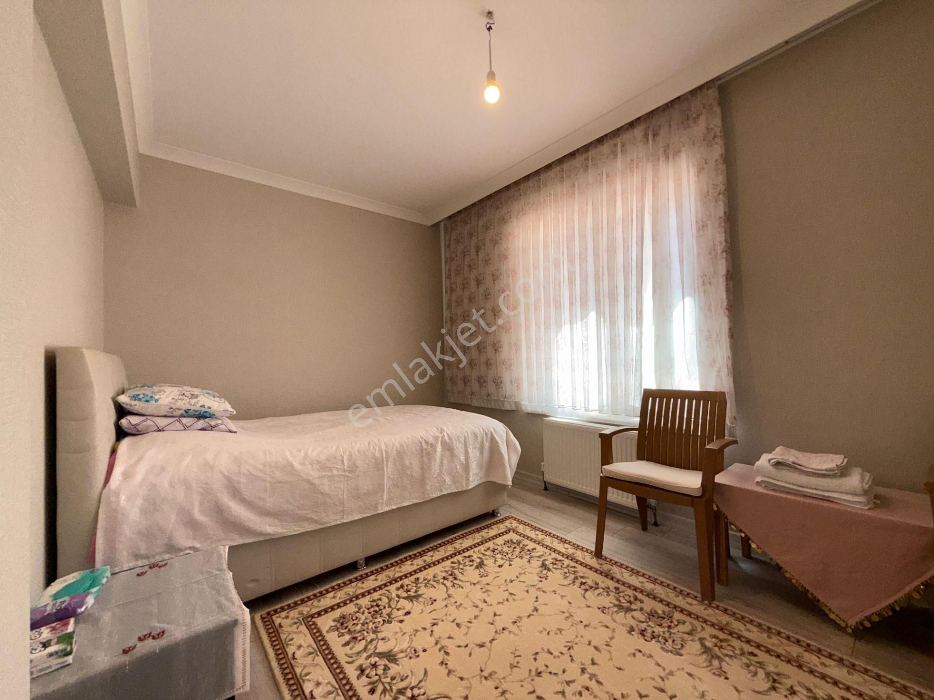 Pursaklar Mehmet Zengin Emlak'tan Kapalı Otoparklı Çift Banyolu 1.kat 4+1 Ultra Lüks Sitede Daire - Görsel 17