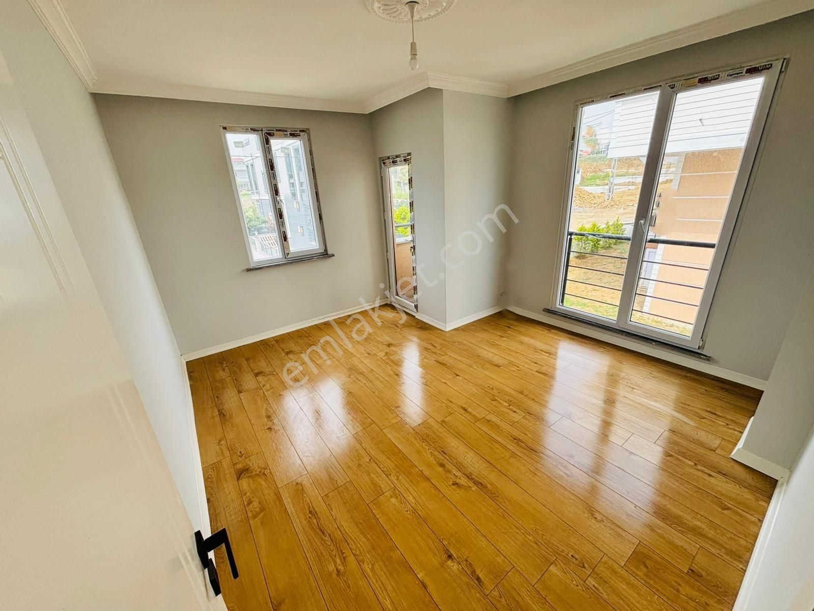 Kartallar'dan Deniz Tarafında Büyük Teraslı Ve Bahçeli Yazlık. - Görsel 29