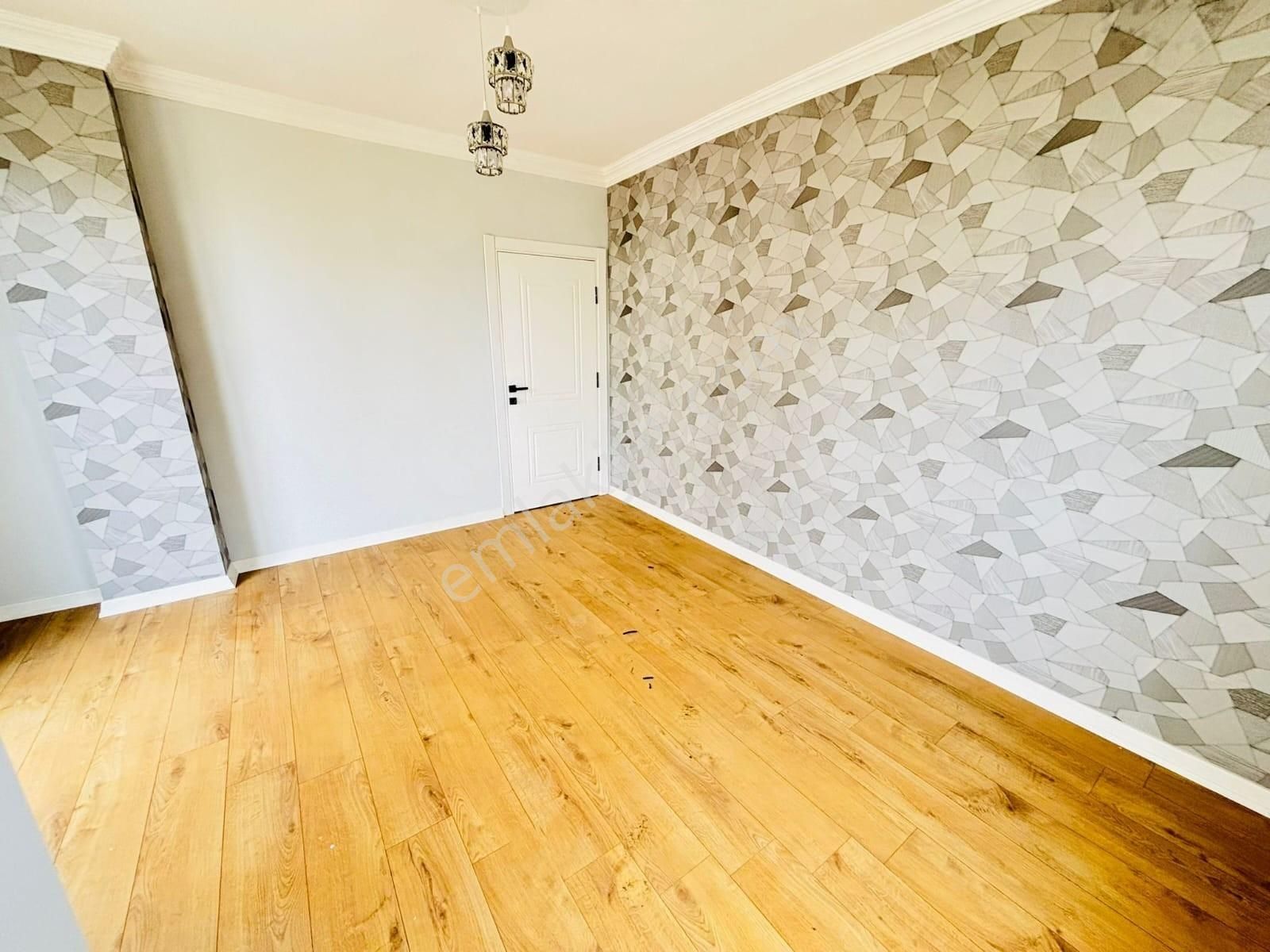 Kartallar'dan Deniz Tarafında Büyük Teraslı Ve Bahçeli Yazlık. - Görsel 20