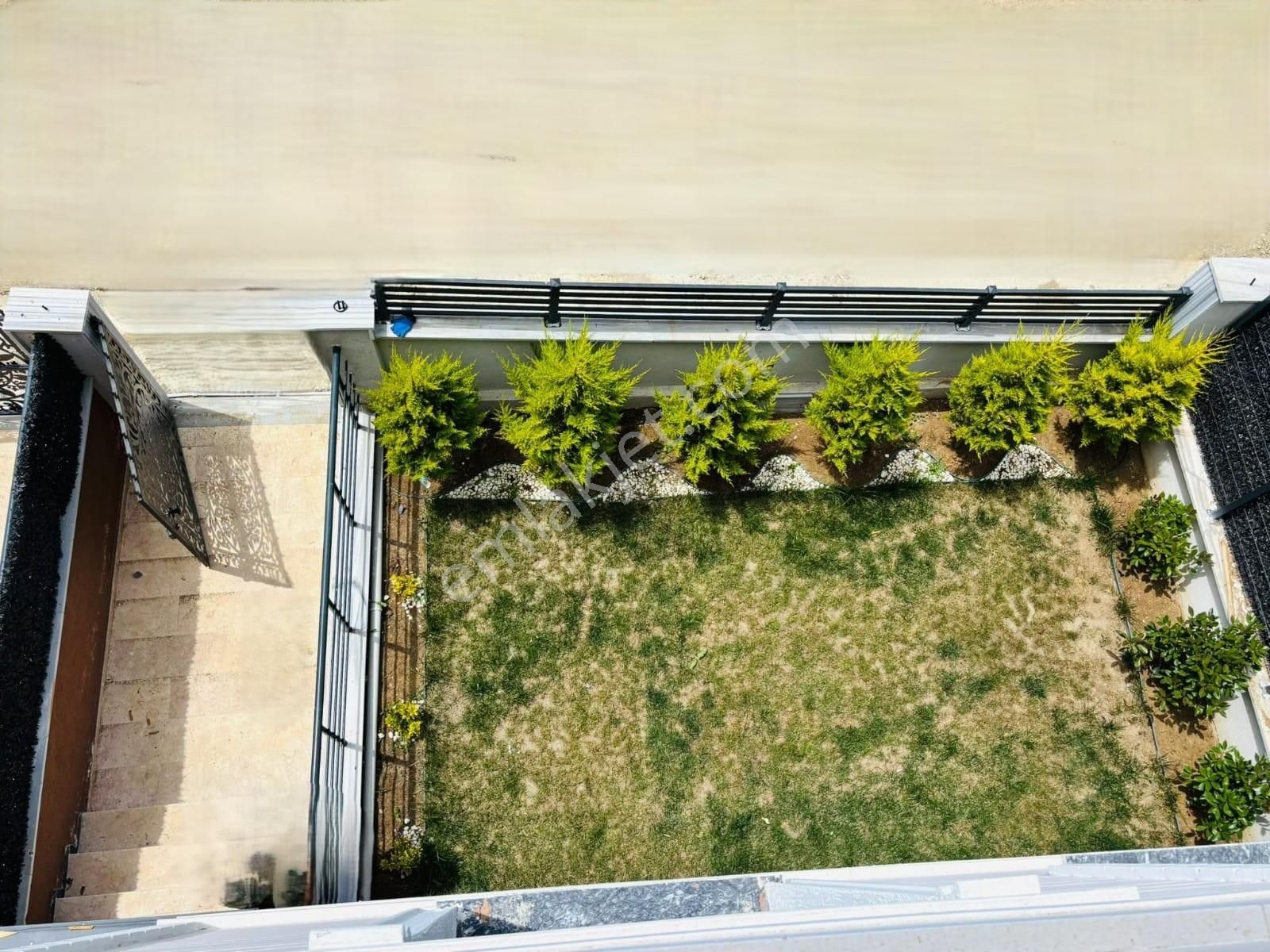 Kartallar'dan Deniz Tarafında Büyük Teraslı Ve Bahçeli Yazlık. - Görsel 33