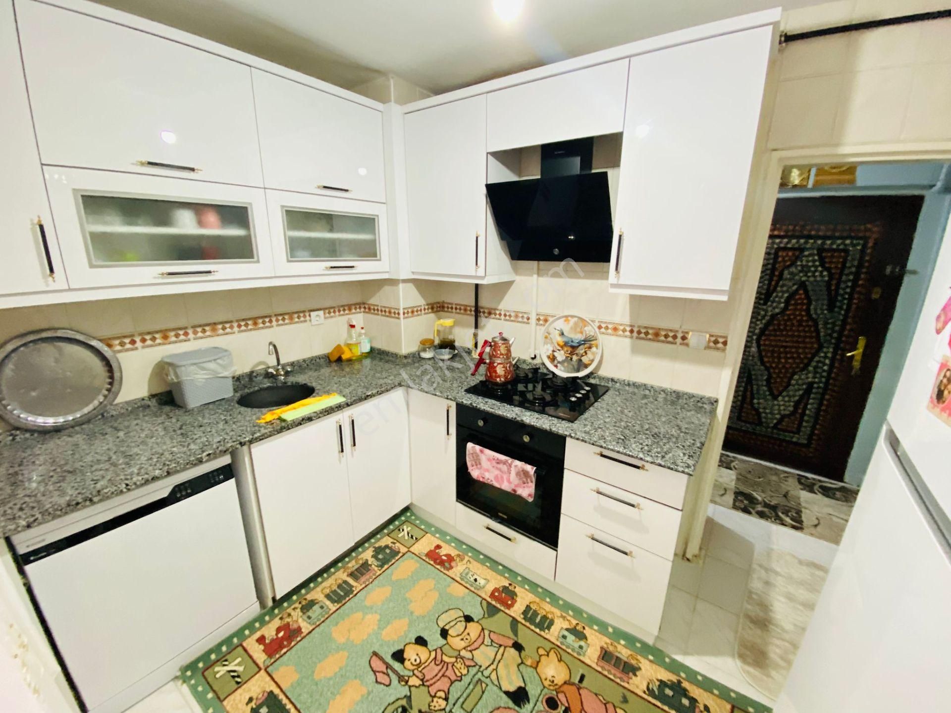 Mamak Belediyesi Yakını 1.katta 3+1 Satılık Daire !!!