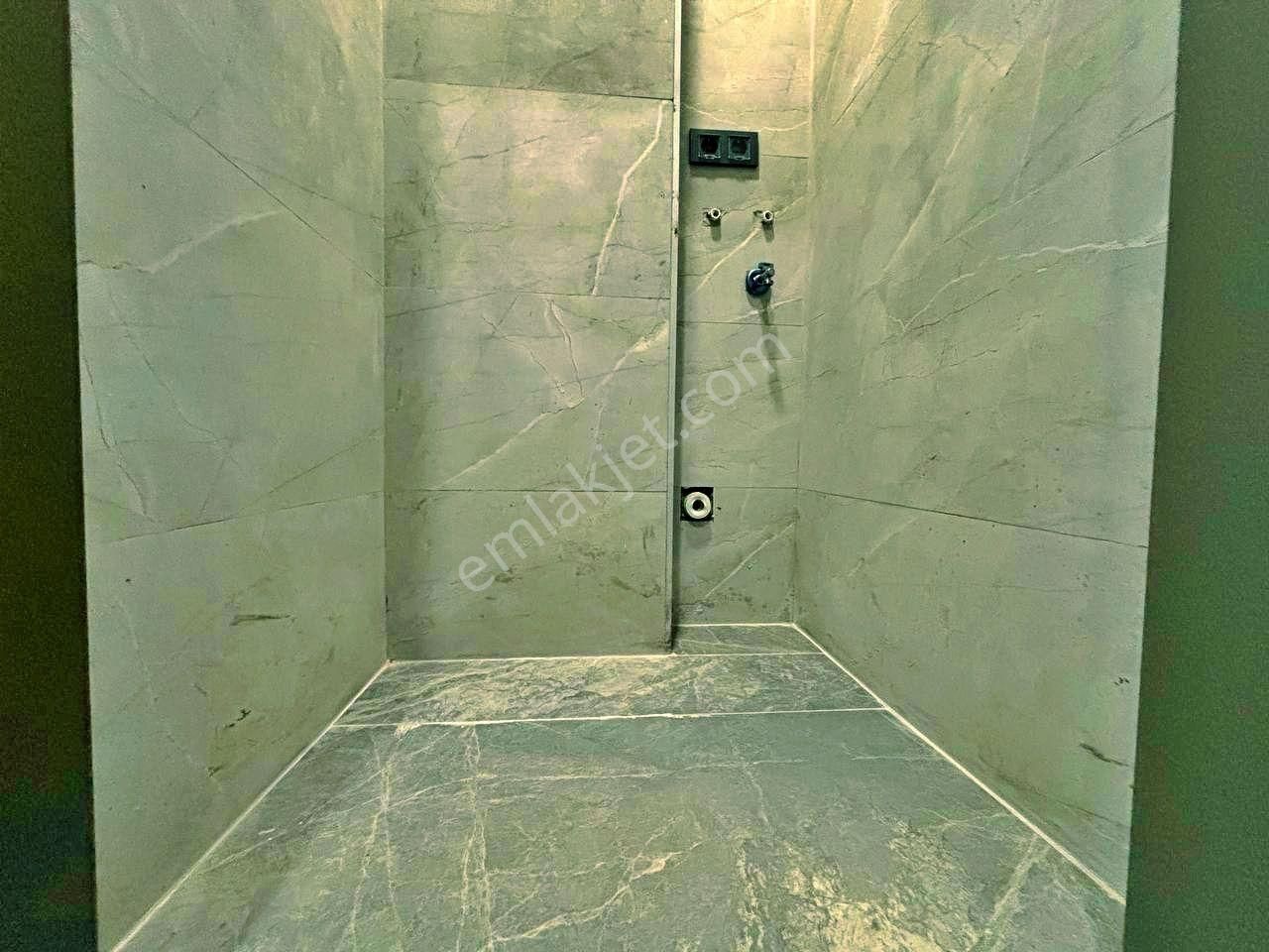 Uytundan Pelitköyde Denize 100 Metre Geniş Bahçeli 4+1 Villa - Görsel 9