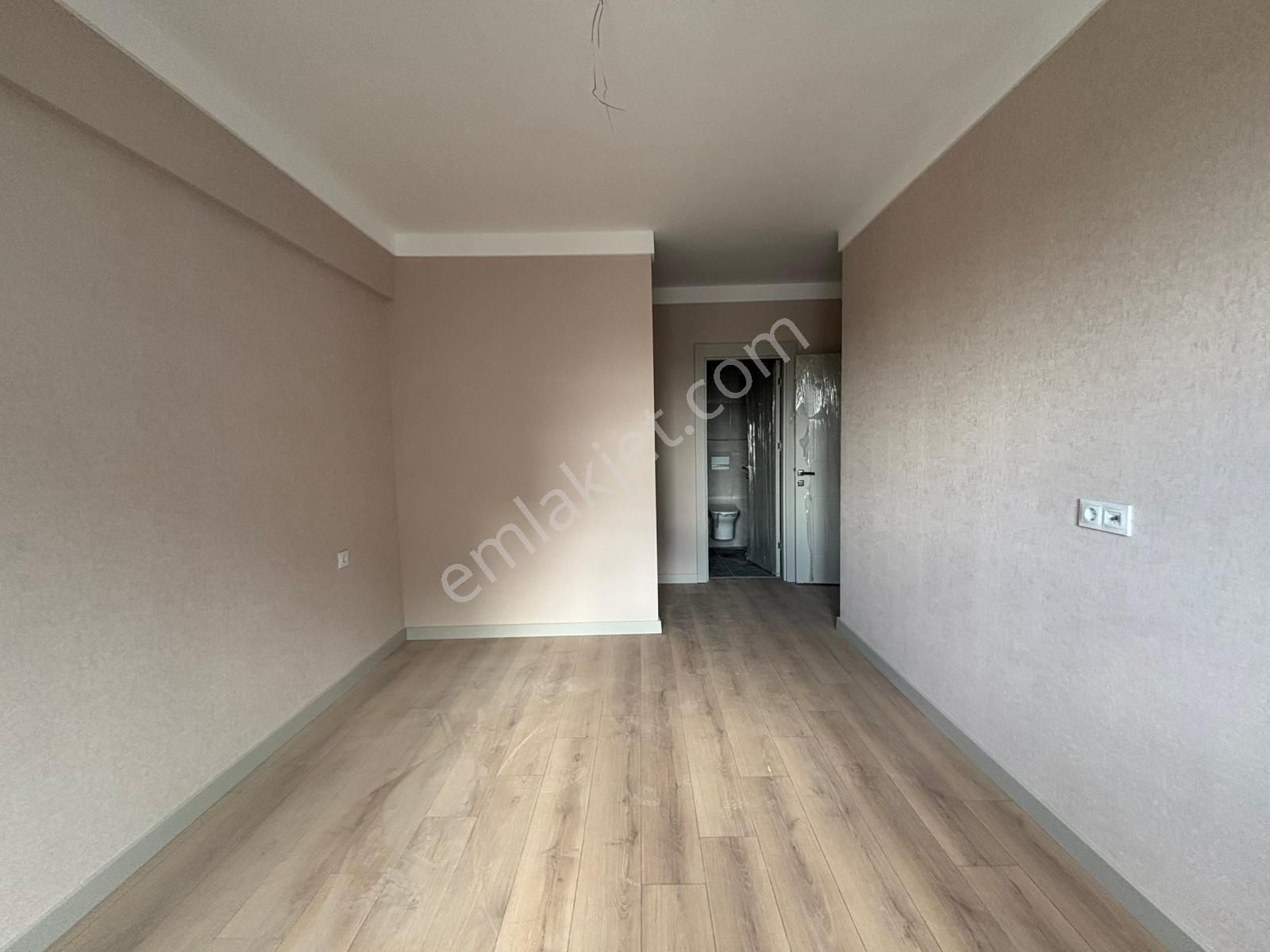 Koza Emlak'tan Saraycık Asm Yapı Da Tam Güvenlikli 3+1 Ara Katta Geniş Odalı Daire - Görsel 15