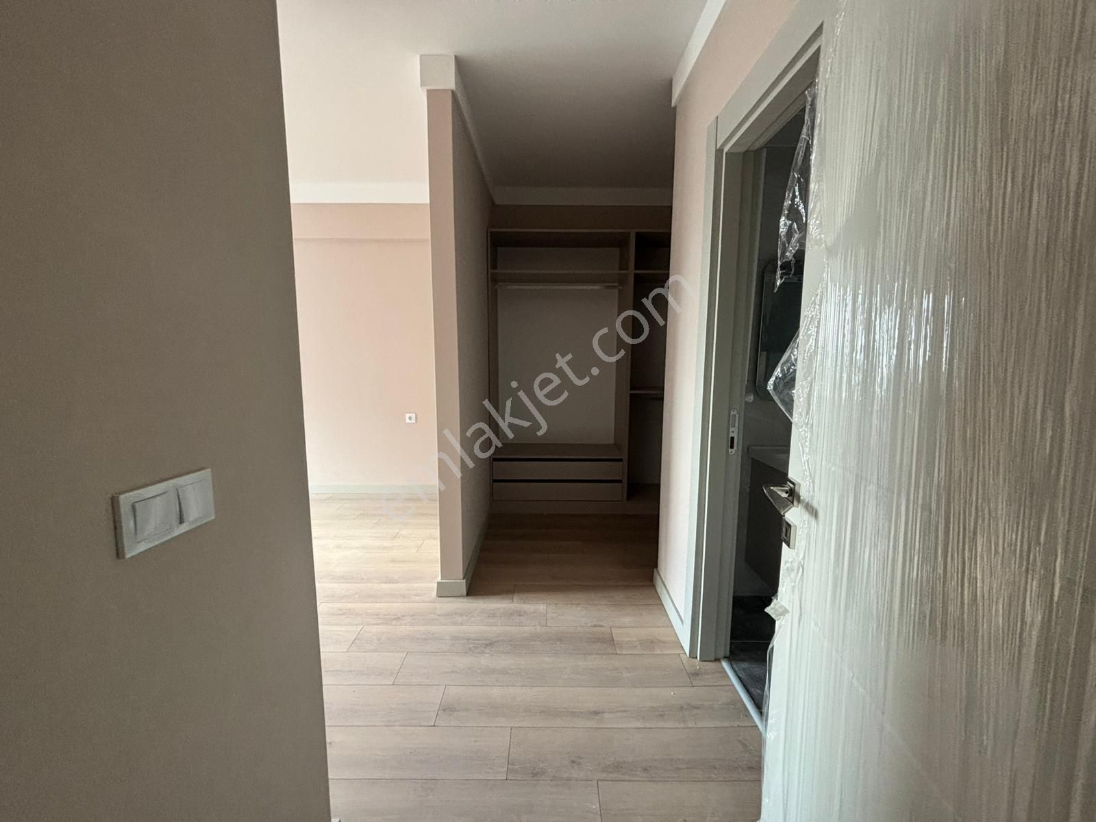 Koza Emlak'tan Saraycık Asm Yapı Da Tam Güvenlikli 3+1 Ara Katta Geniş Odalı Daire - Görsel 33
