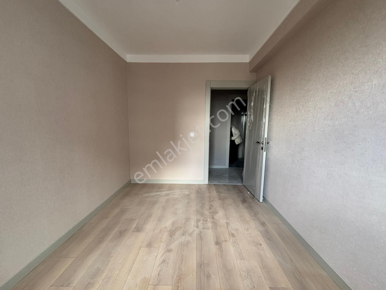 Koza Emlak'tan Saraycık Asm Yapı Da Tam Güvenlikli 3+1 Ara Katta Geniş Odalı Daire - Görsel 22