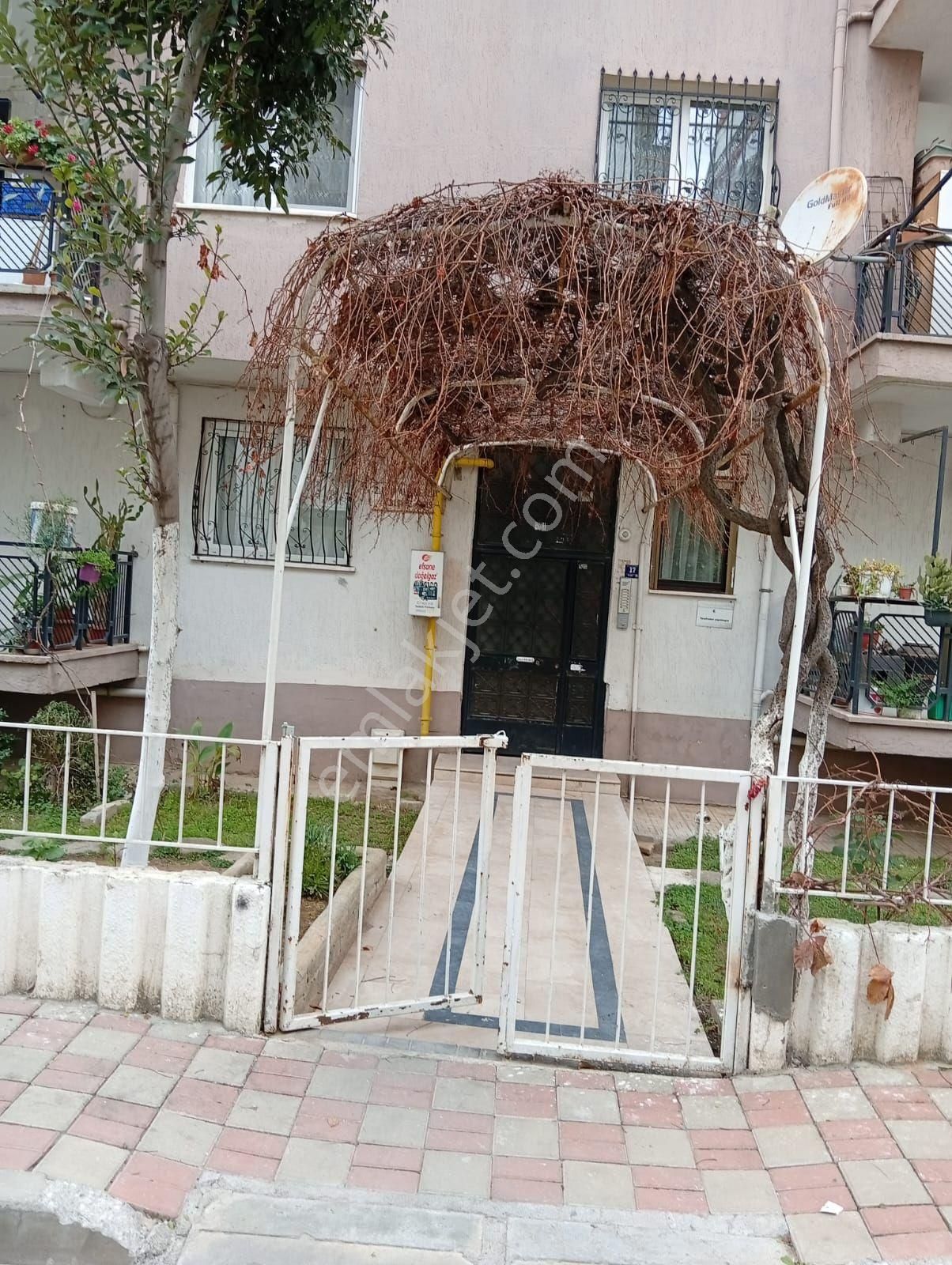 Aydın Üst Efelerde Acil Satılık 130 M2 Daire Site İçinde Bahçeli Nezih Bir Daire Masrafsız - Görsel 28