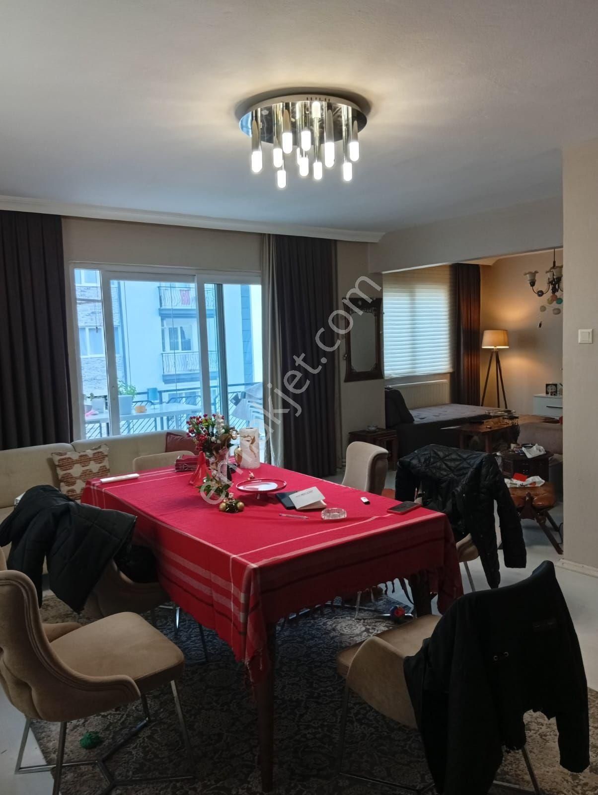 Aydın Üst Efelerde Acil Satılık 130 M2 Daire Site İçinde Bahçeli Nezih Bir Daire Masrafsız - Görsel 12