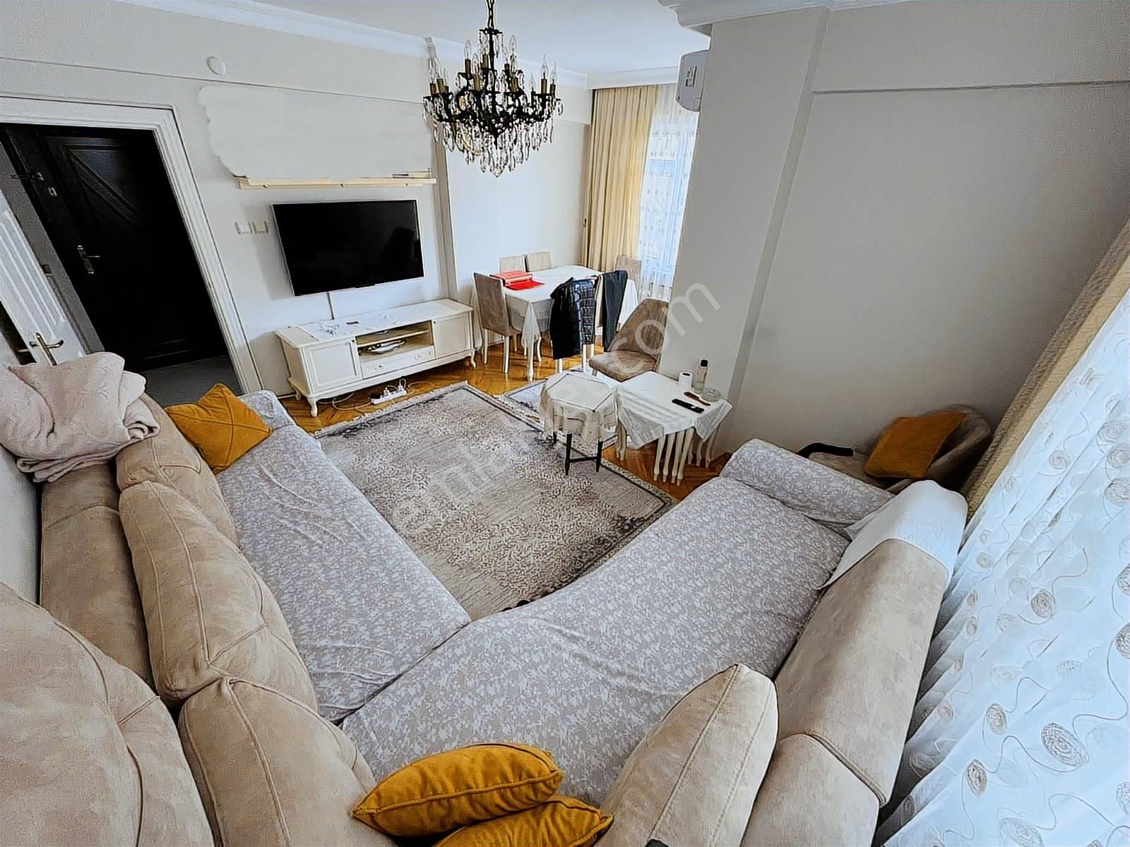 █ Konfor █ Altıntepe'de Asansörlü, Ara Katta Ön Cepheli 2+1 - Görsel 4