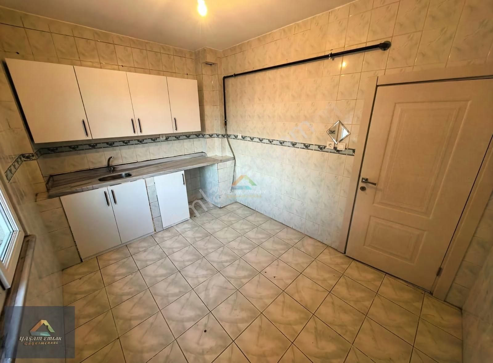 Yaşam'dan Çınardere'de Ayazma Caddesi Üzerinde Kiralık 3+1 Daire - Görsel 12