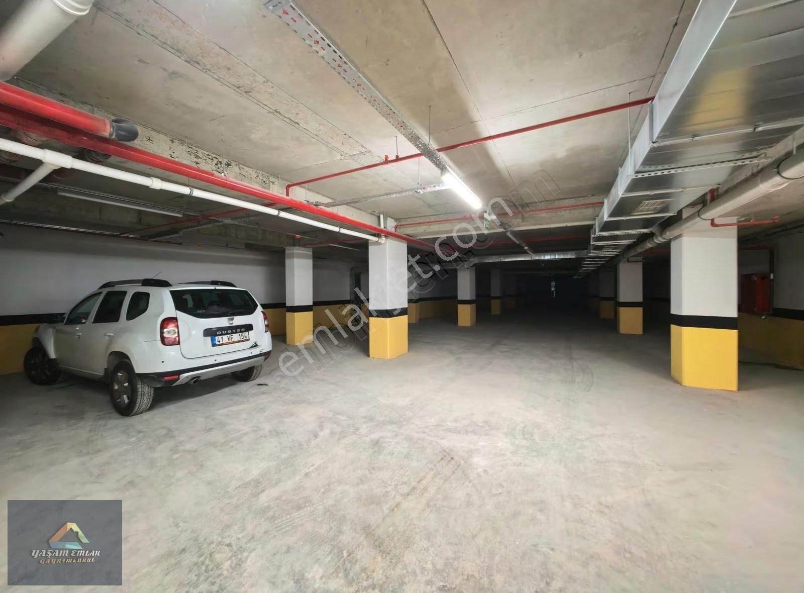 Kurtköy De Site İçerisinde Kiralık 2+1 Daire // Metro Yanı // - Görsel 17