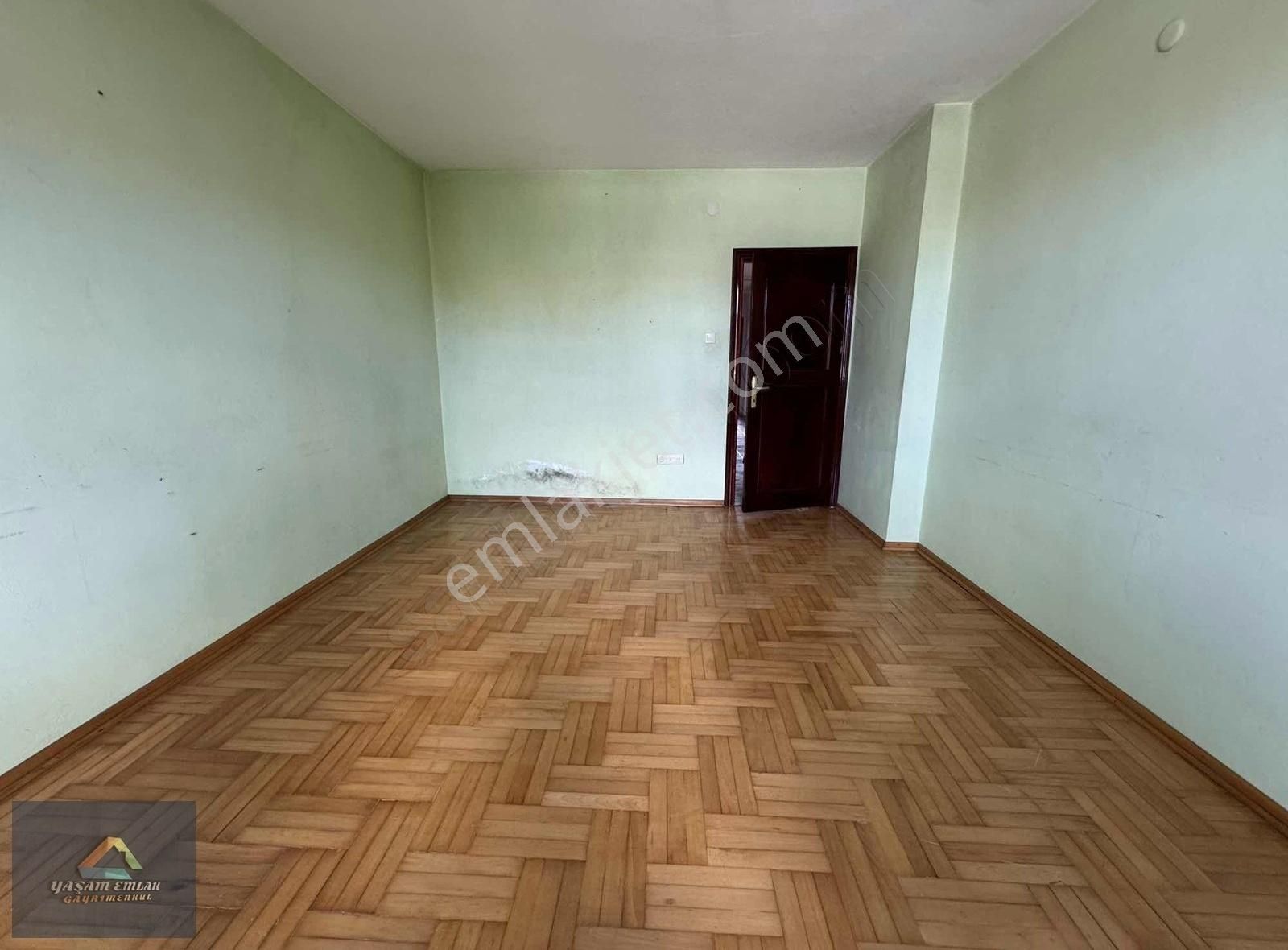 Yaşam'dan M.akif Mahallesi Ana Cadde Üzeri 3+1 E.banyolu Daire - Görsel 20