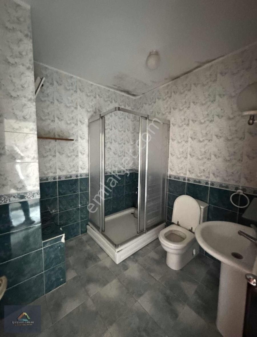 Yaşam'dan M.akif Mahallesi Ana Cadde Üzeri 3+1 E.banyolu Daire - Görsel 16