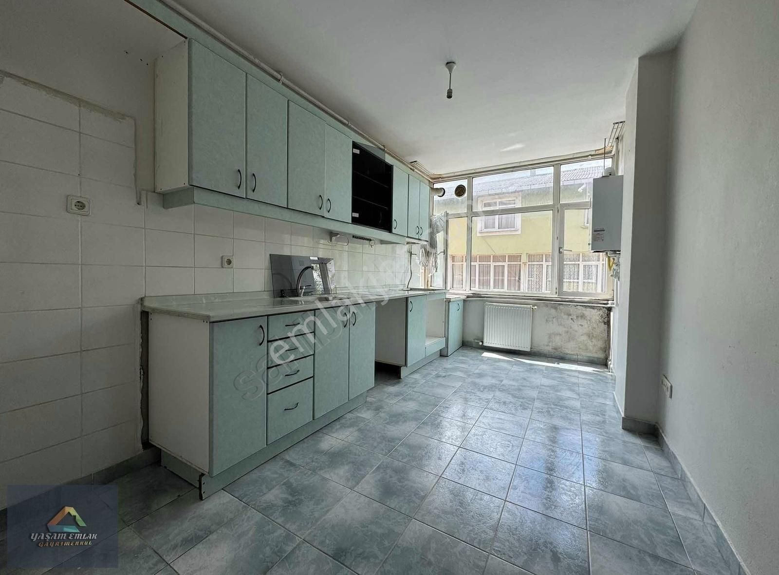 Yaşam'dan M.akif Mahallesi Ana Cadde Üzeri 3+1 E.banyolu Daire - Görsel 26