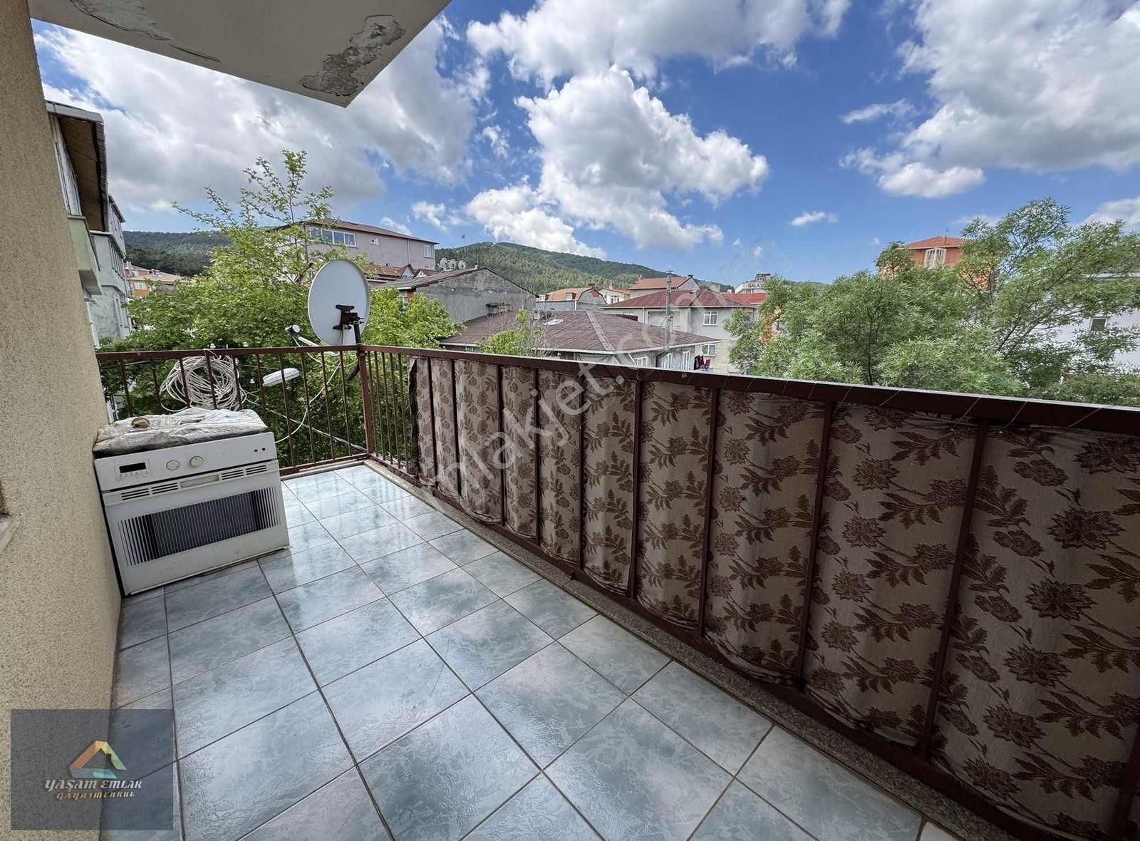 Yaşam'dan M.akif Mahallesi Ana Cadde Üzeri 3+1 E.banyolu Daire - Görsel 22