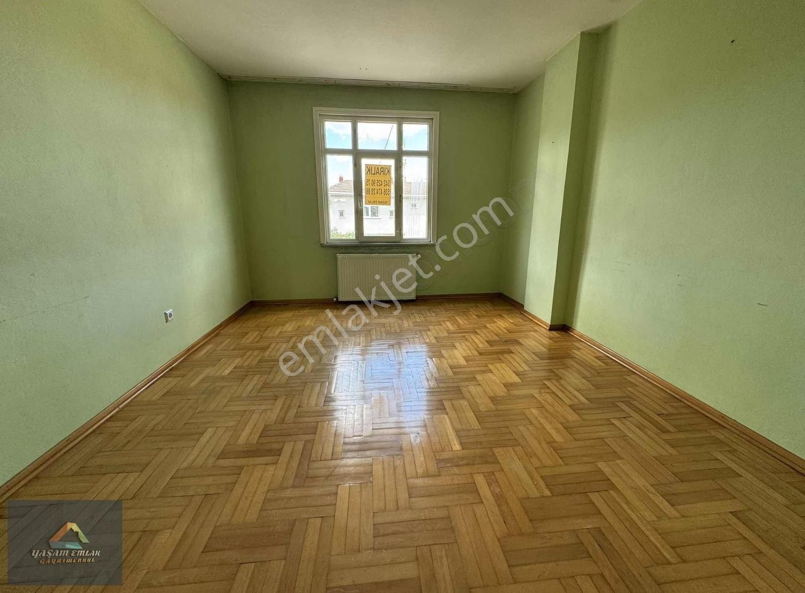 Yaşam'dan M.akif Mahallesi Ana Cadde Üzeri 3+1 E.banyolu Daire - Görsel 7