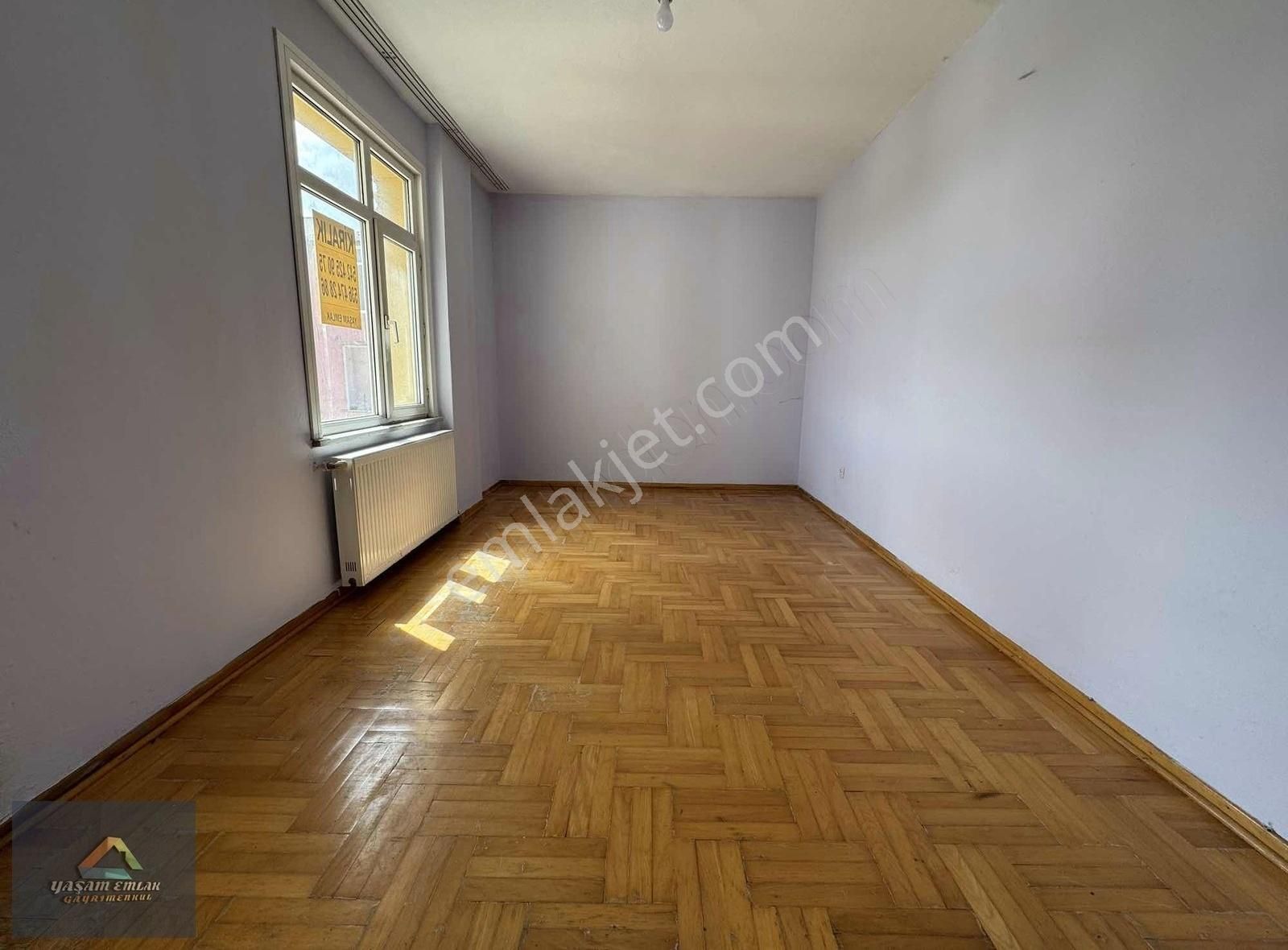 Yaşam'dan M.akif Mahallesi Ana Cadde Üzeri 3+1 E.banyolu Daire - Görsel 14