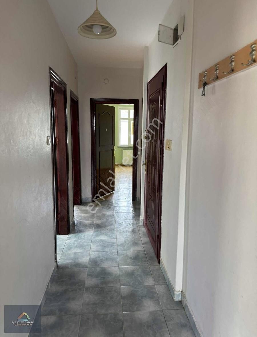 Yaşam'dan M.akif Mahallesi Ana Cadde Üzeri 3+1 E.banyolu Daire - Görsel 24