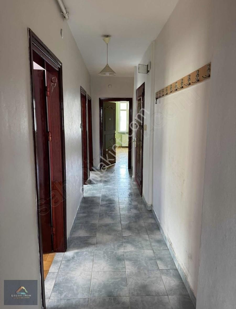 Yaşam'dan M.akif Mahallesi Ana Cadde Üzeri 3+1 E.banyolu Daire - Görsel 21