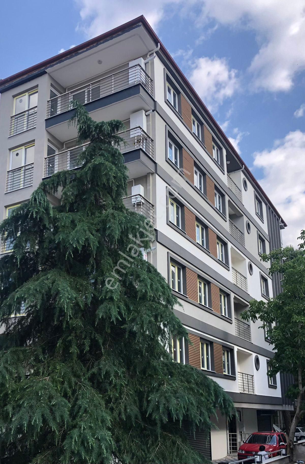 Namık Kemal Mahallesi’nde Özel Kapalı Otoparklı 2 + 1 Daire - Görsel 3