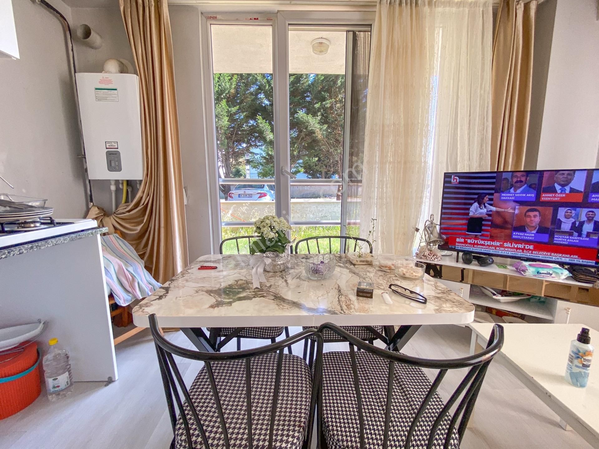 Havuzlu Site İçinde İskanlı Geniş Bahçeli Satılık Köşe 1+1 Daire - Görsel 13