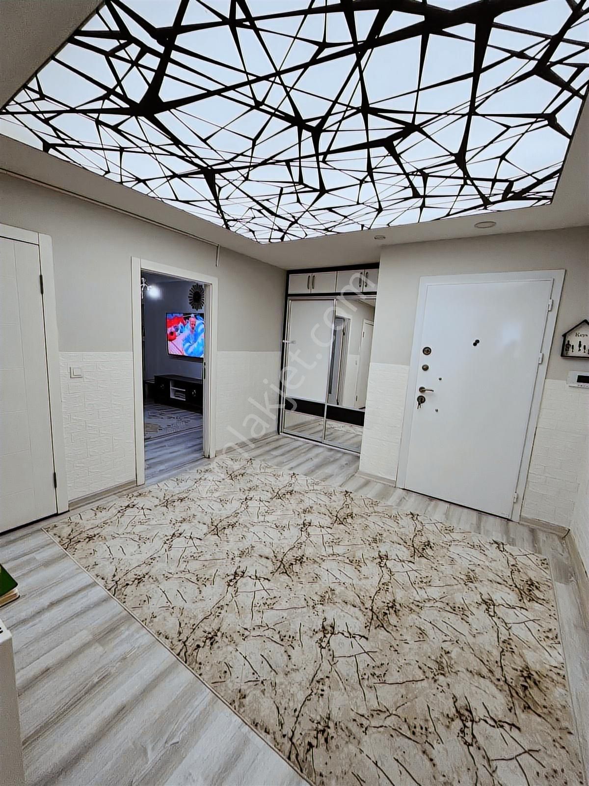 Altınköy Mevki Asansörlü Ful Yapılı Kiler+ebeveyn Banyo 2+1 Dair - Görsel 19