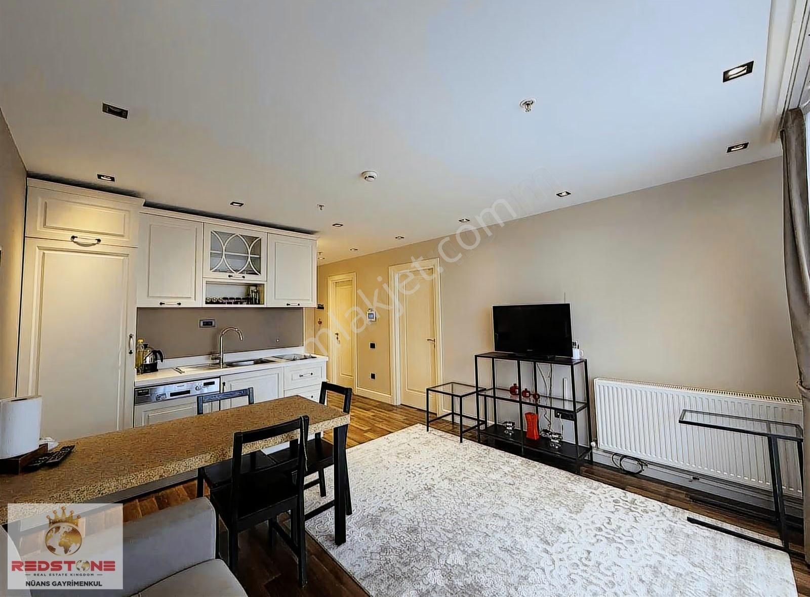 Meydan Halkalı Sitesi Eşyalı Balkonlu Kiralık 1+1 Daire - Görsel 13