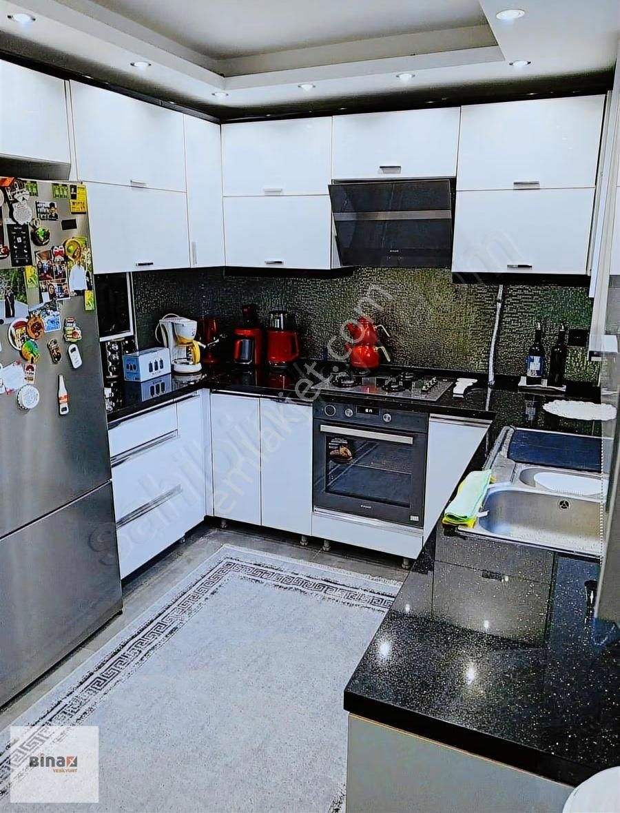 Buca'da Site İçerisinde Bakımlı 3+1 Satılık Daire