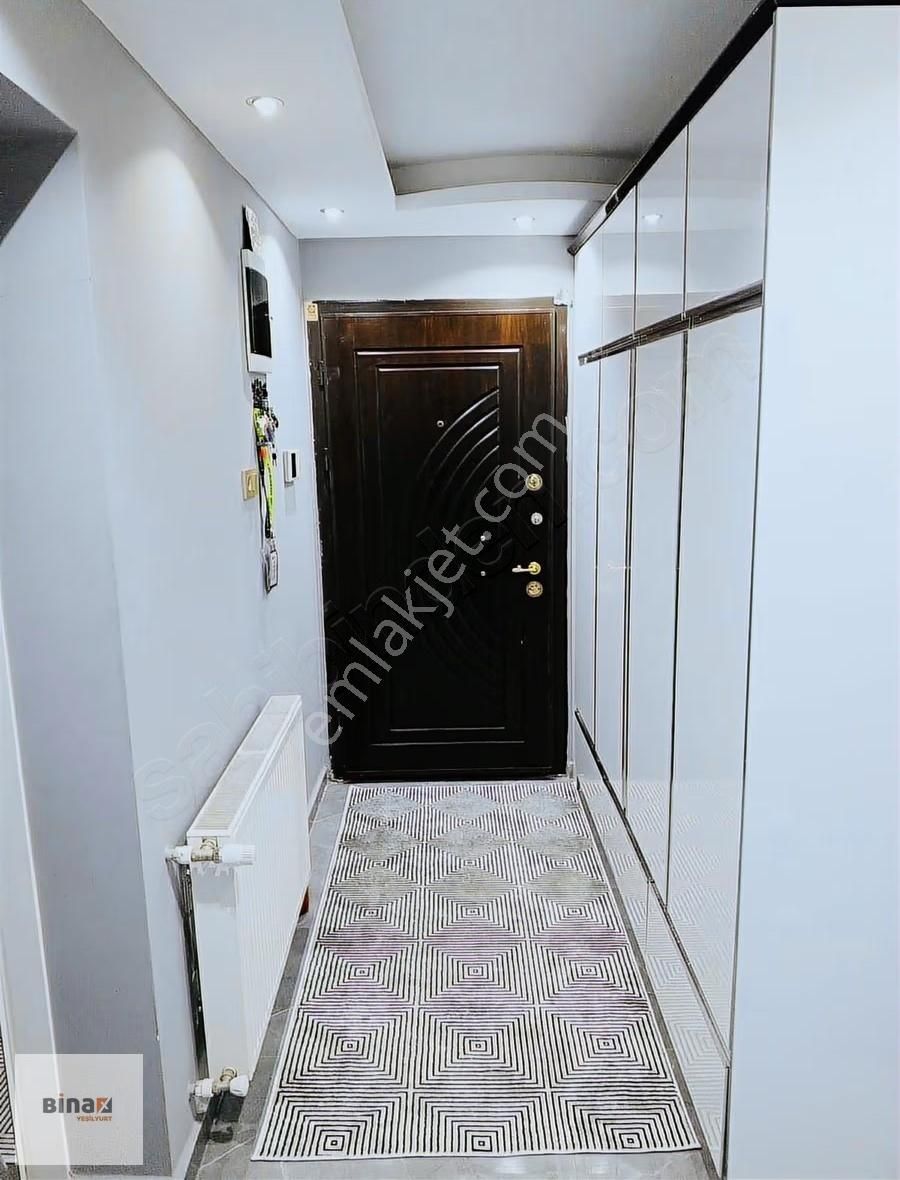 Buca'da Site İçerisinde Bakımlı 3+1 Satılık Daire - Görsel 11