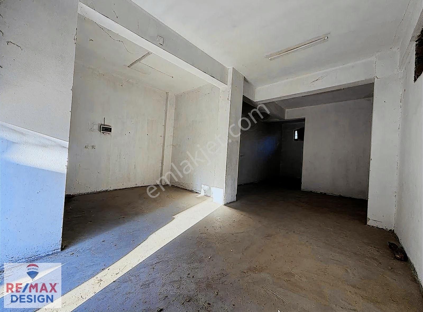 Remax Desıgn Kaymakamlık Yanı Kiralık Depo - Görsel 19