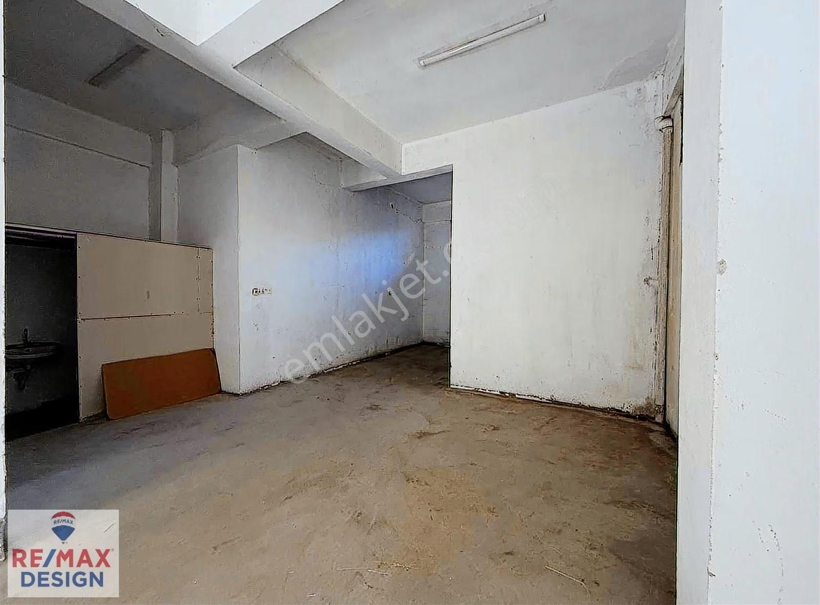 Remax Desıgn Kaymakamlık Yanı Kiralık Depo - Görsel 20