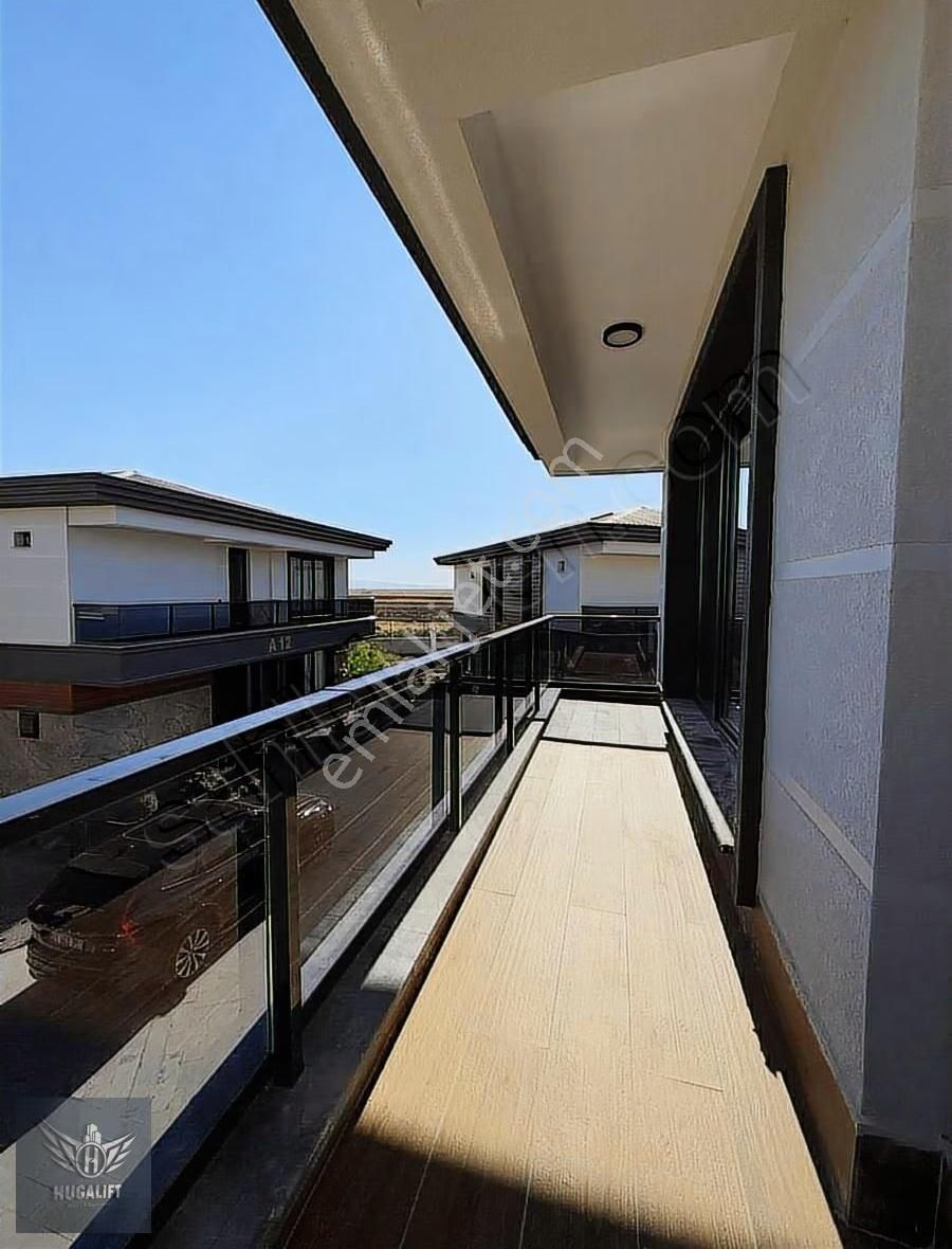 Serin Yapı Dubleksve Tripleks Oturuma Hazır Peyzaj Yapılı - Görsel 12