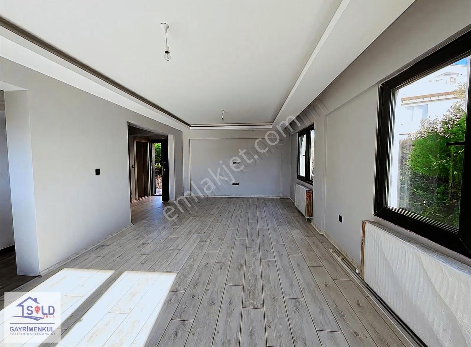 Urla Merkez, Rüstem Mahallesi, Satılık 4+1 Villa - Görsel 14