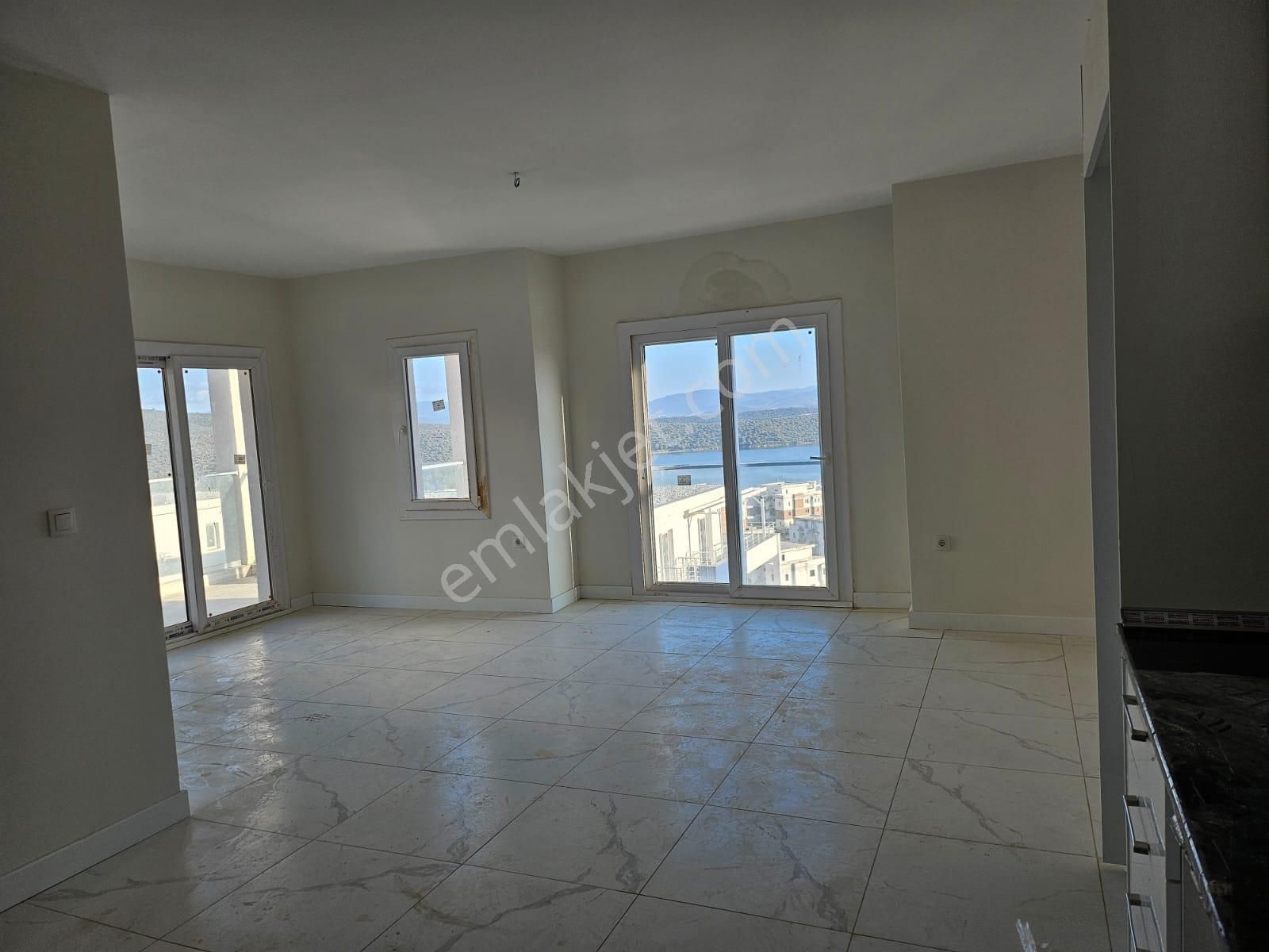 Kıyıkışlacık Da 2+1 Dairemiz Acil Satılıktır - Görsel 24