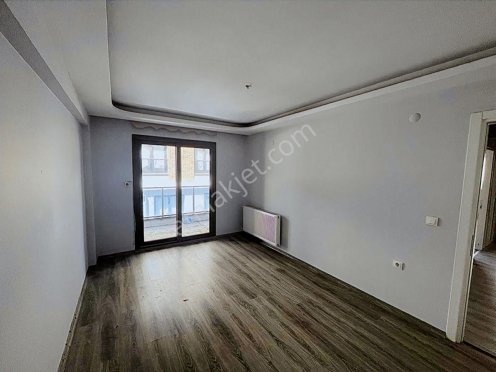 Üçyol Metro Yak. 3+1 120 M2 Asansörlü Otopark 7 Yıllık 4. Kat - Görsel 6