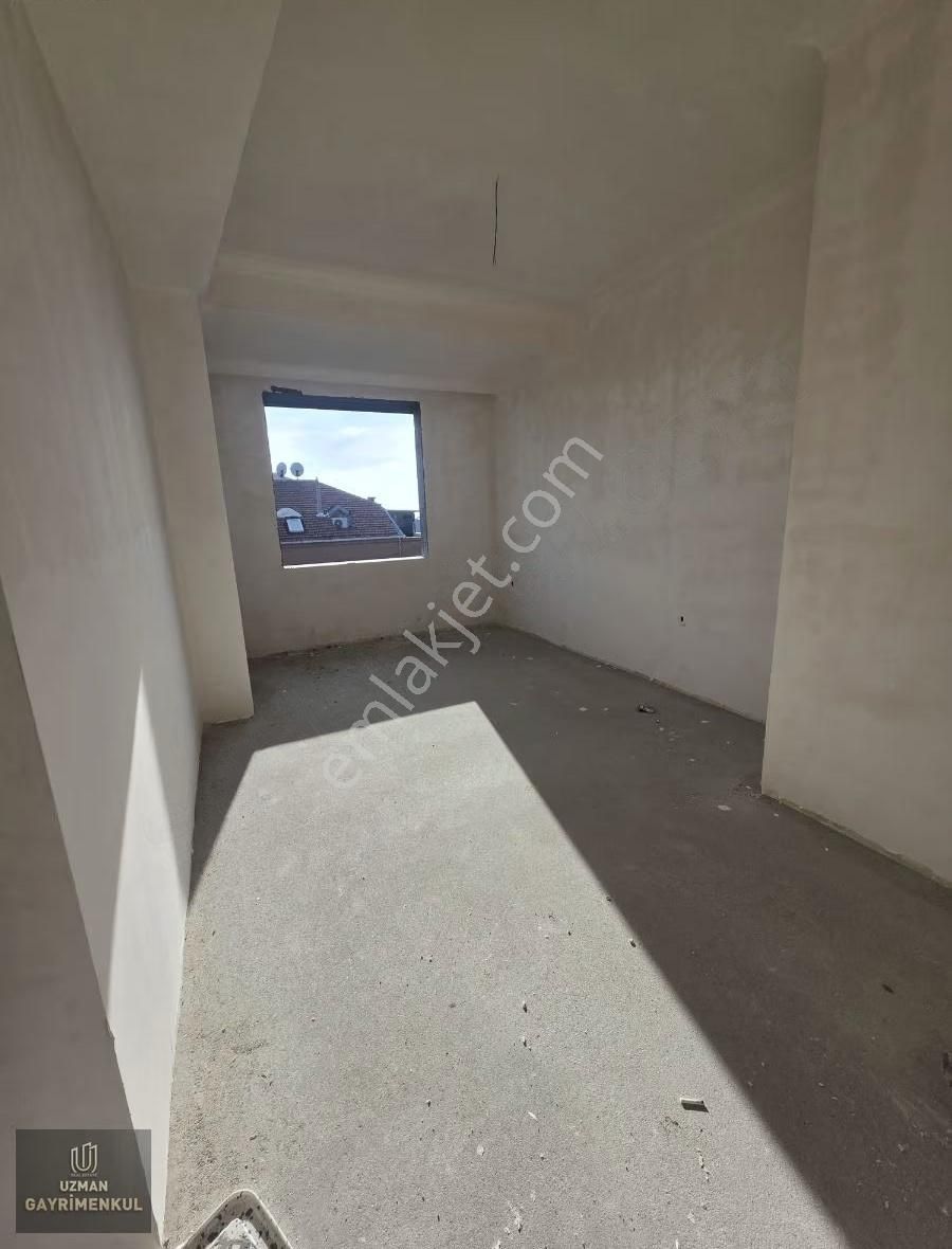 Uzman Dan Avcılar Merkez.mh. Cadde Üzeri Sıfır Bina 2+1/100m2 - Görsel 6