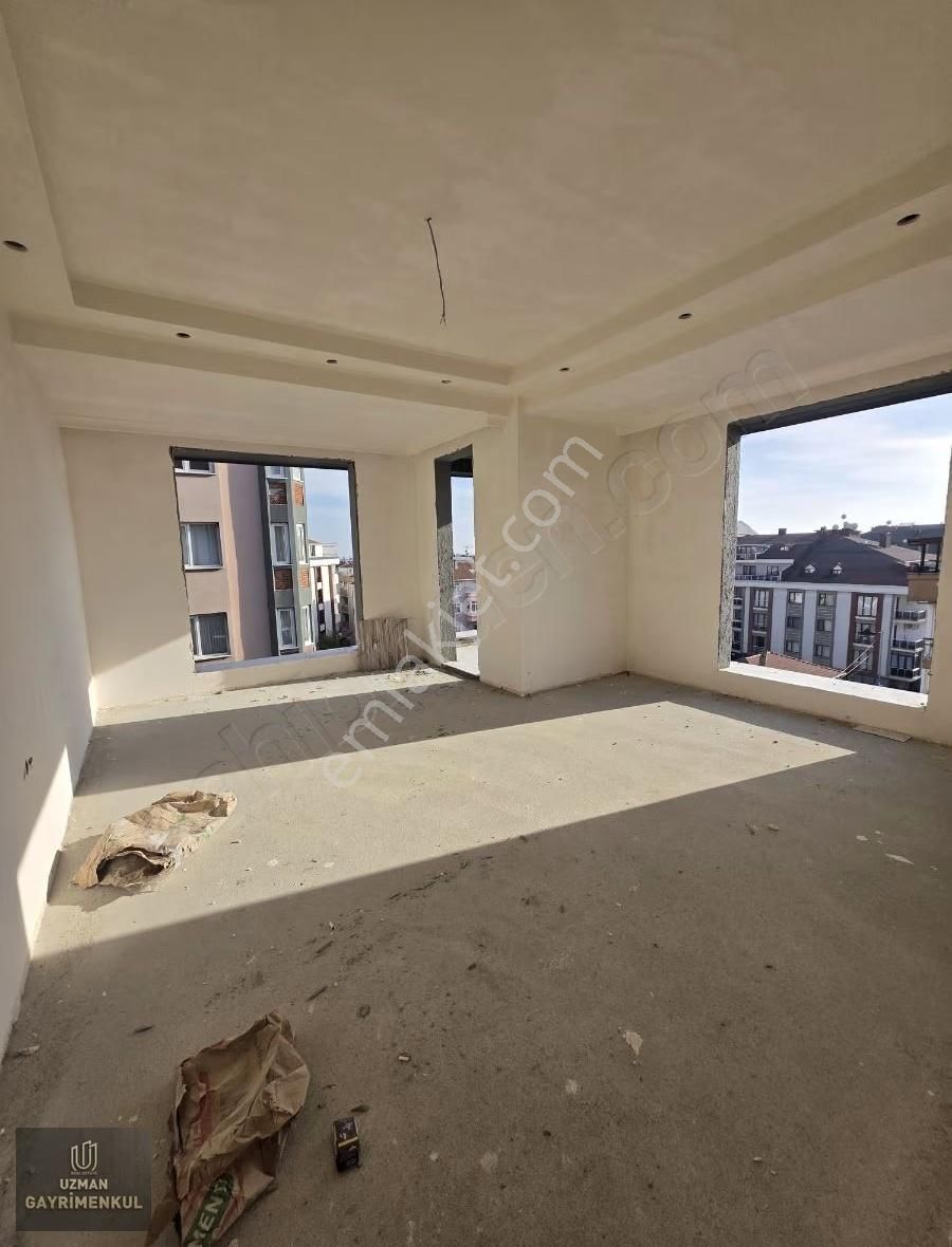 Uzman Dan Avcılar Merkez.mh. Cadde Üzeri Sıfır Bina 2+1/100m2 - Görsel 5