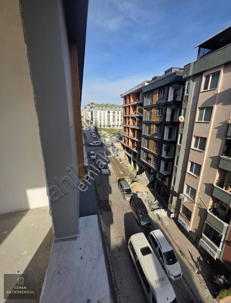 Uzman Dan Avcılar Merkez.mh. Cadde Üzeri Sıfır Bina 2+1/100m2 - Görsel 4