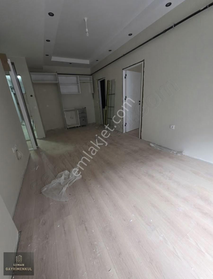 Avcılar Merkez Mh. Sıfır Bina K.otoparklı 2+2 Dubleks Daire - Görsel 8