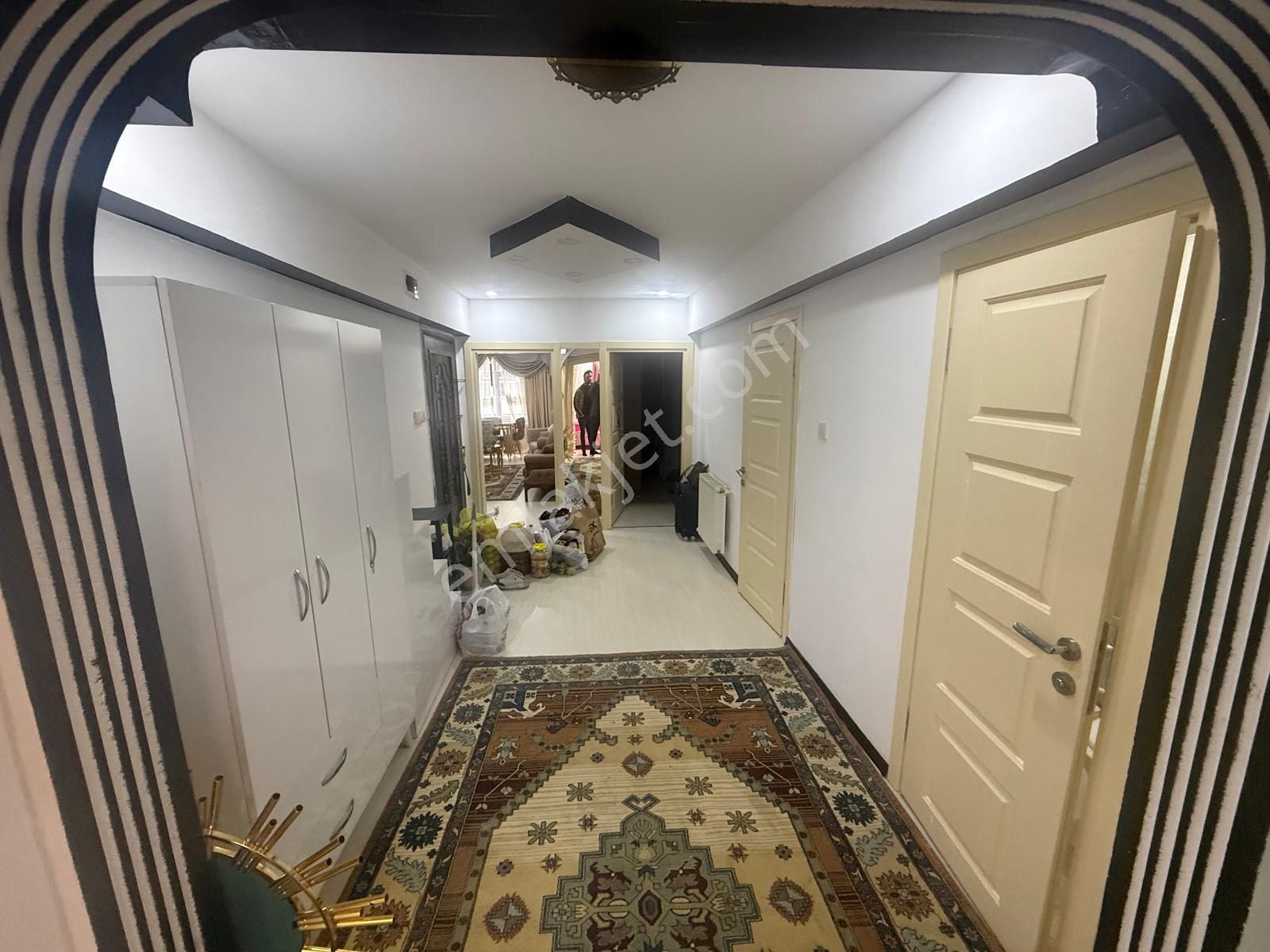 Metrobüsün Ve Üniversitelerin Yanı Başında Eşyalı Kiralık Daire - Görsel 6