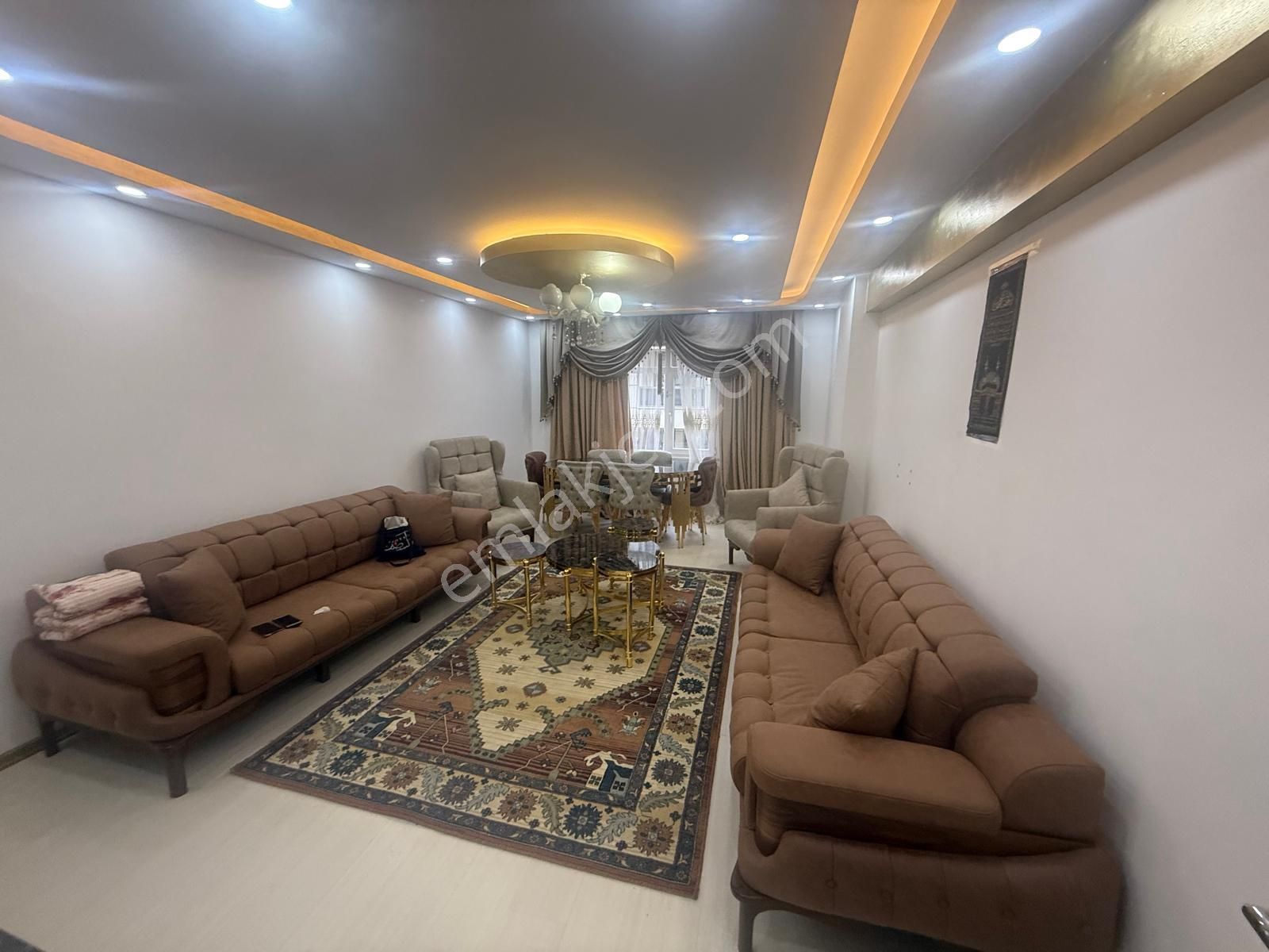 Metrobüsün Ve Üniversitelerin Yanı Başında Eşyalı Kiralık Daire - Görsel 2